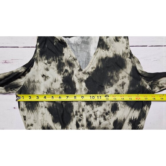 VENUS S BLACK BEIGE MOCK NECK COLD SHOULDER SMOCKED WAIST PEPLUM V-NECK L/S TOP - Picture 6 of 16